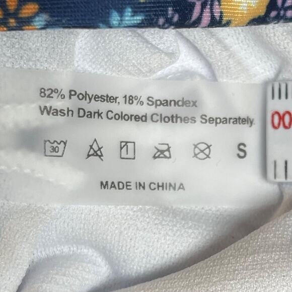 Womens 2 Piece Swimsuit Small Blue Ditsy Scoop Neck Floral Bikini High Cut Cheek - Picture 8 of 8